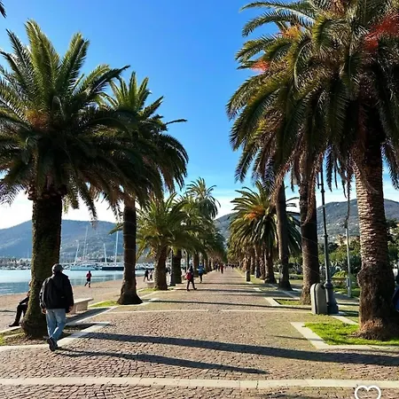 Near Station Appartement *