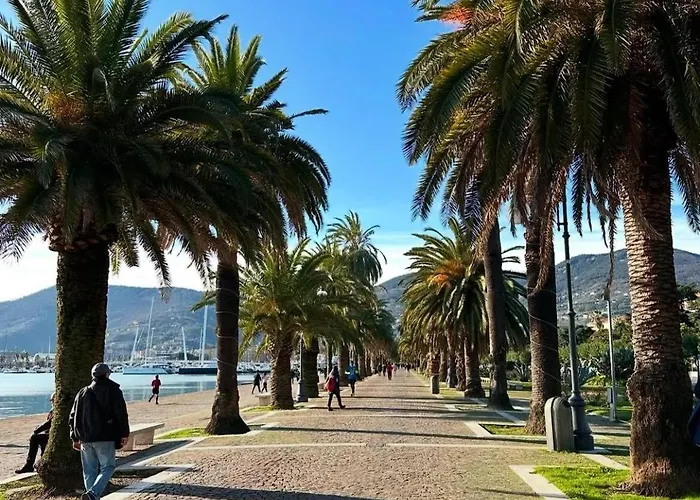 Near Station Lejlighed *